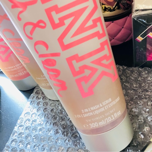 VS PINK 3-n-1 FRESH & CLEAN Body Scrub Wash Bundle NWT - Picture 4 of 11